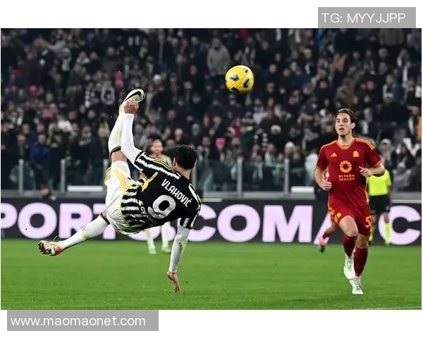 2020年尤文图斯与巴萨激战回顾两队巅峰对决的精彩瞬间与战术分析