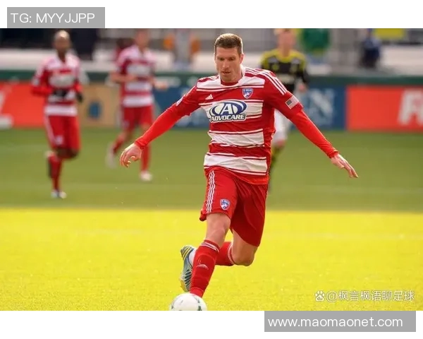 休斯敦与达拉斯的激烈对决揭示了德州足球的魅力与竞争力