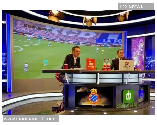 李娜独家分享足球心得与技巧探讨助你提升球技与战术理解