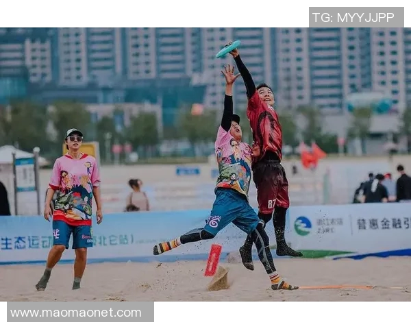 飞盘热潮席卷成都探索飞盘队的训练与比赛节奏MBA